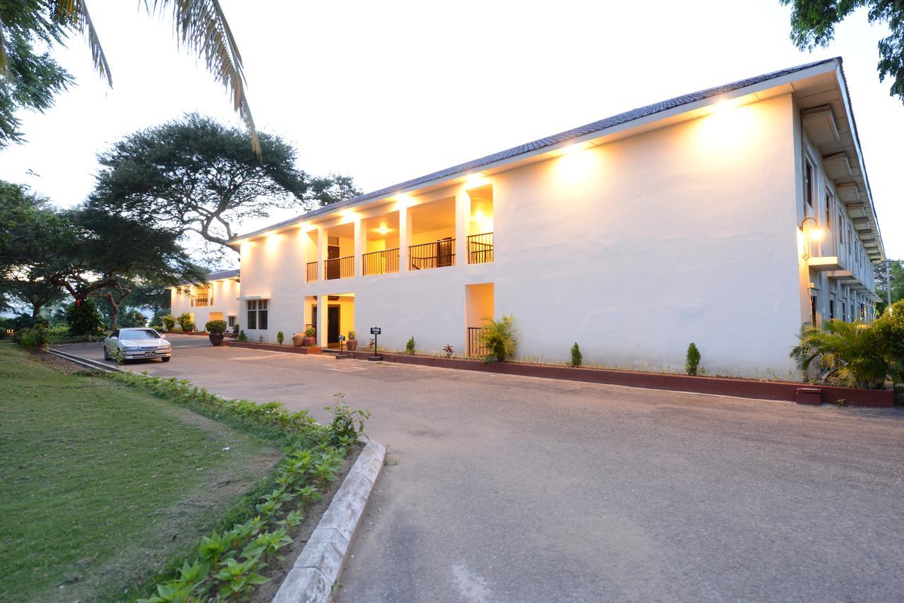 Sakura Inn Bagan Eksteriør billede